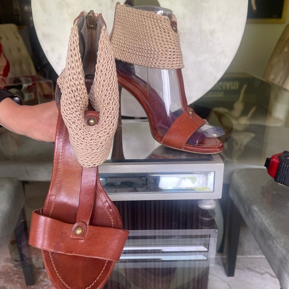 European size 38 Massimo Baldi heels made in Italy .Smoke free home - Picture 3 of 3